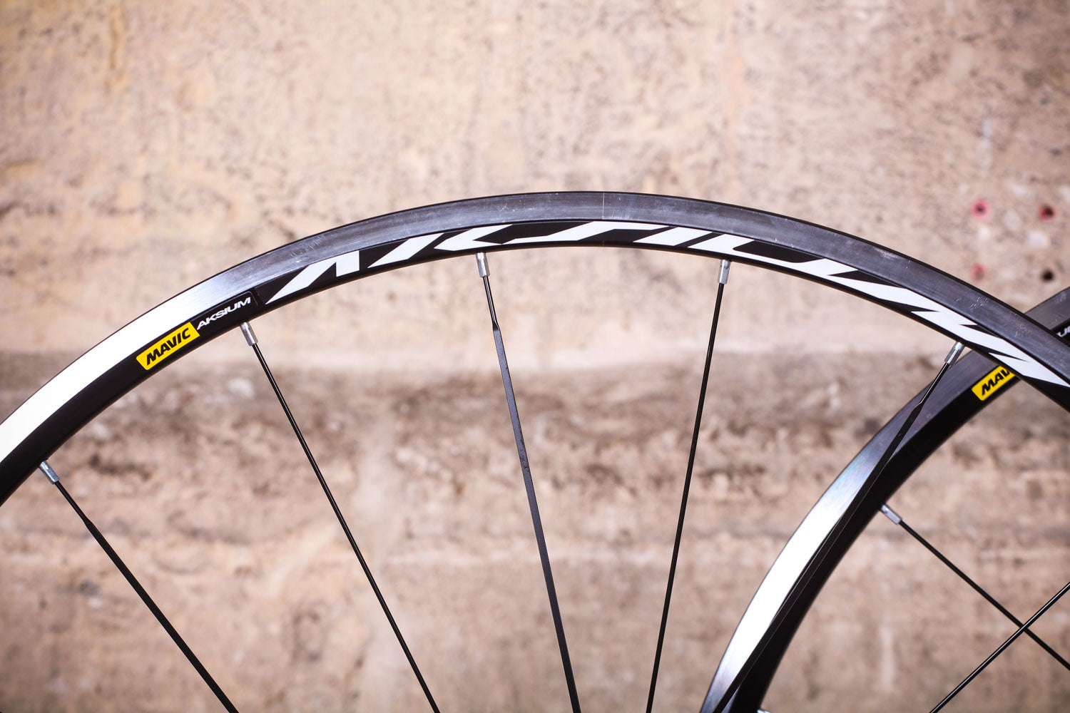 Bontrager Bike Wheels - Road, MTB, Disc | Vélozone