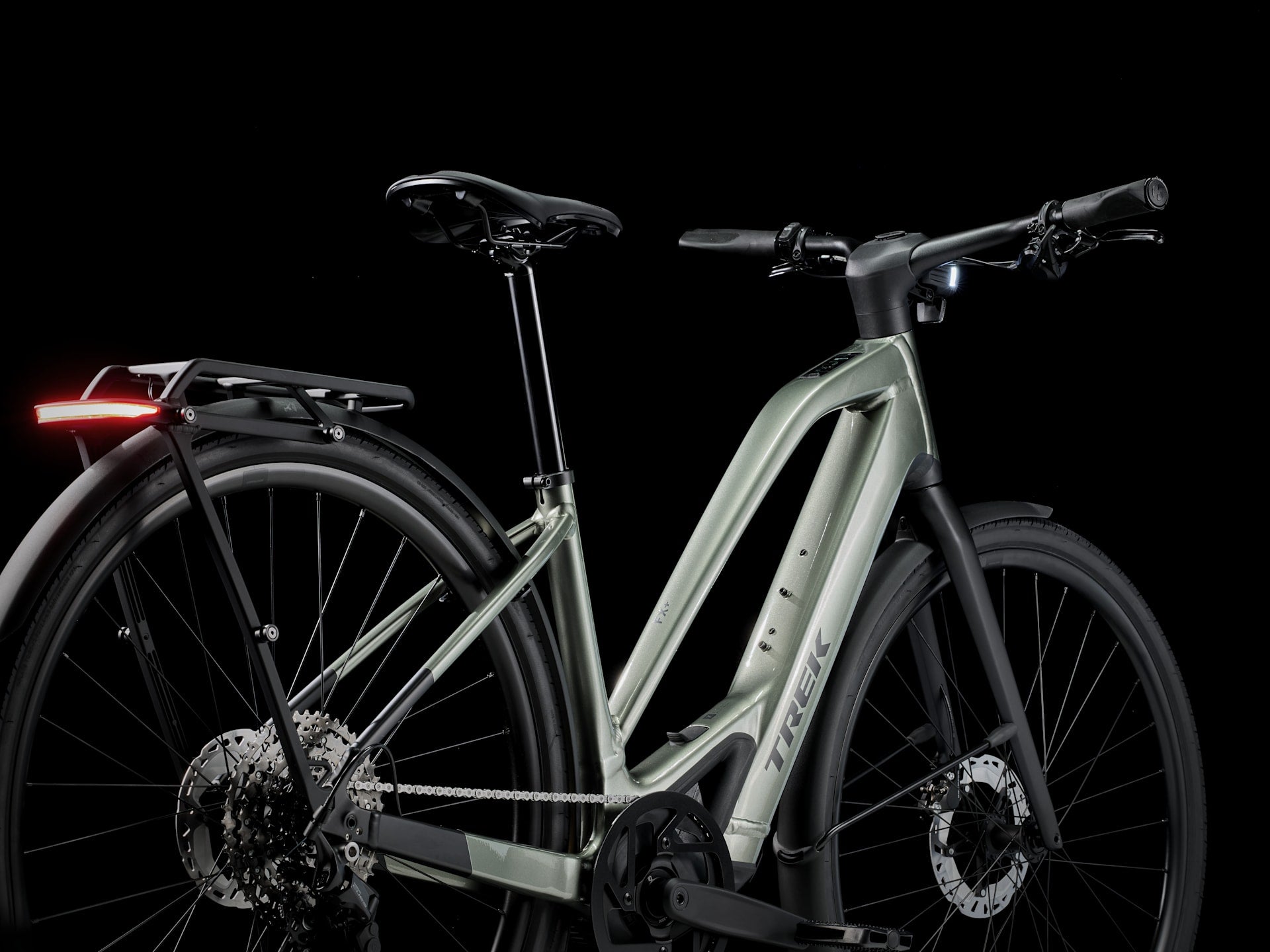 Trek | FX+ | 7 Midstep