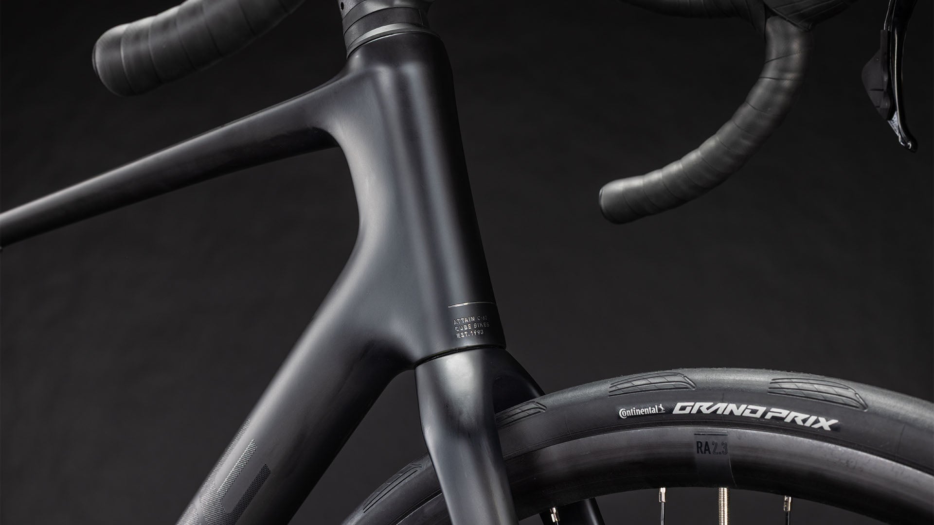 Cube Attain C:62 Race, cockpit