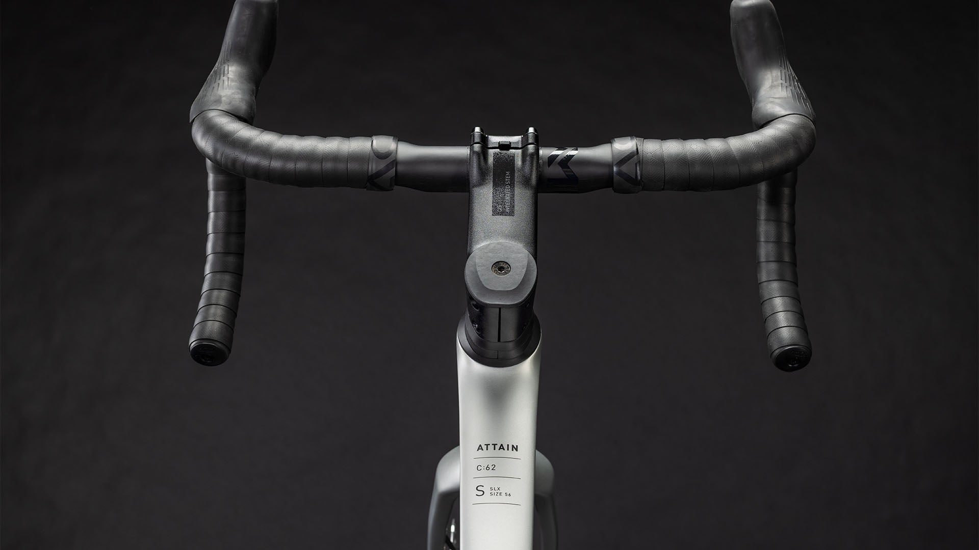 Cube Attain C:62 SLX, guidon et potence