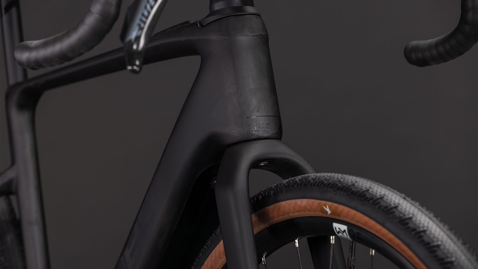 Cube Nuroad Hybrid C:62 EXC 400X Blackline 2026 – Gravel électrique, transmission