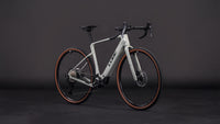 Cube Nuroad Hybrid C:62 Race 400X, trois-quarts arrière