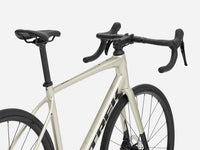 Vélo Trek Domane AL 5 4e génération 2027, Gloss Supernova, cockpit