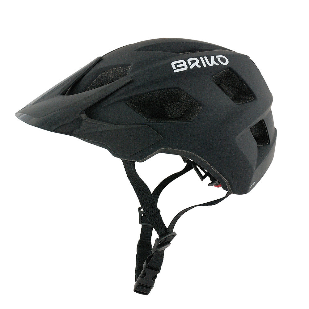Briko Akan, coloris Noir