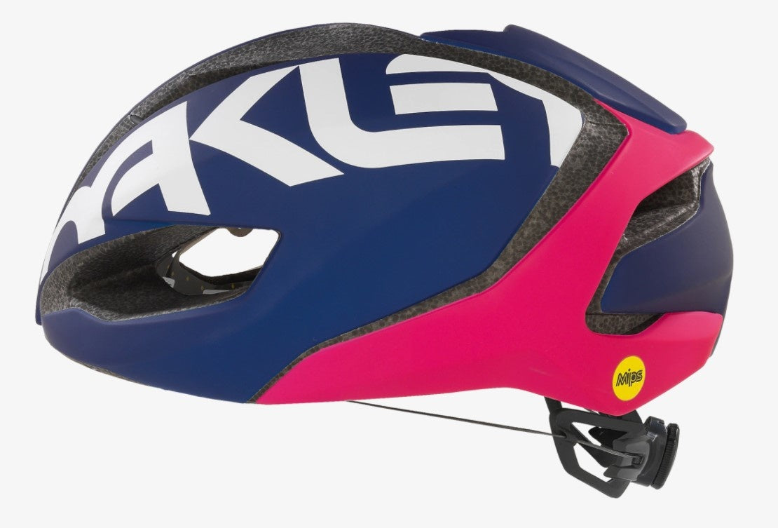 Casque Oakley Aro5, vue de profil