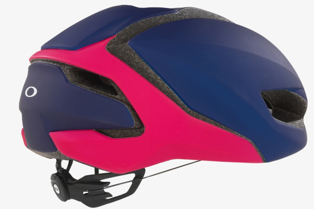 Casque Oakley Aro5, vue de profil